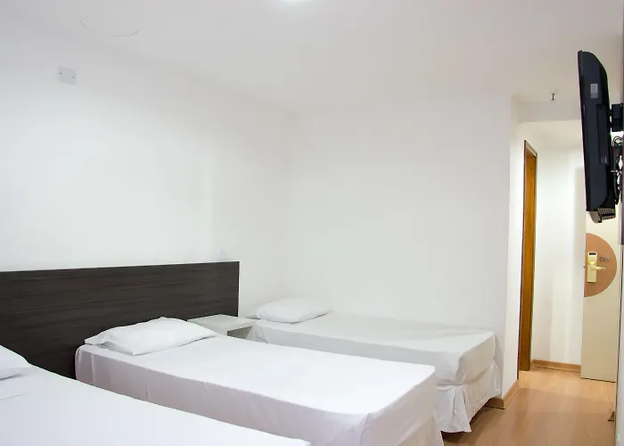 Hotel Ornatus Palace